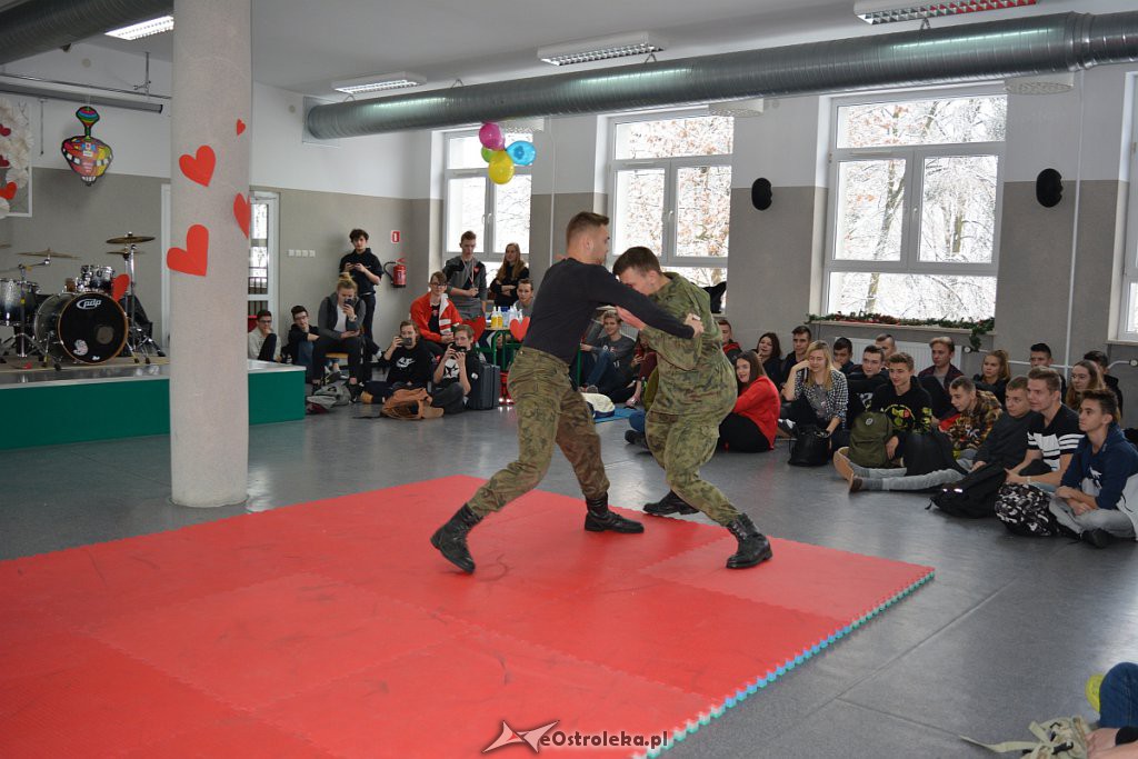 Mały finał WOŚP w ZSZ nr 2 [11.01.2019] - zdjęcie #43 - eOstroleka.pl