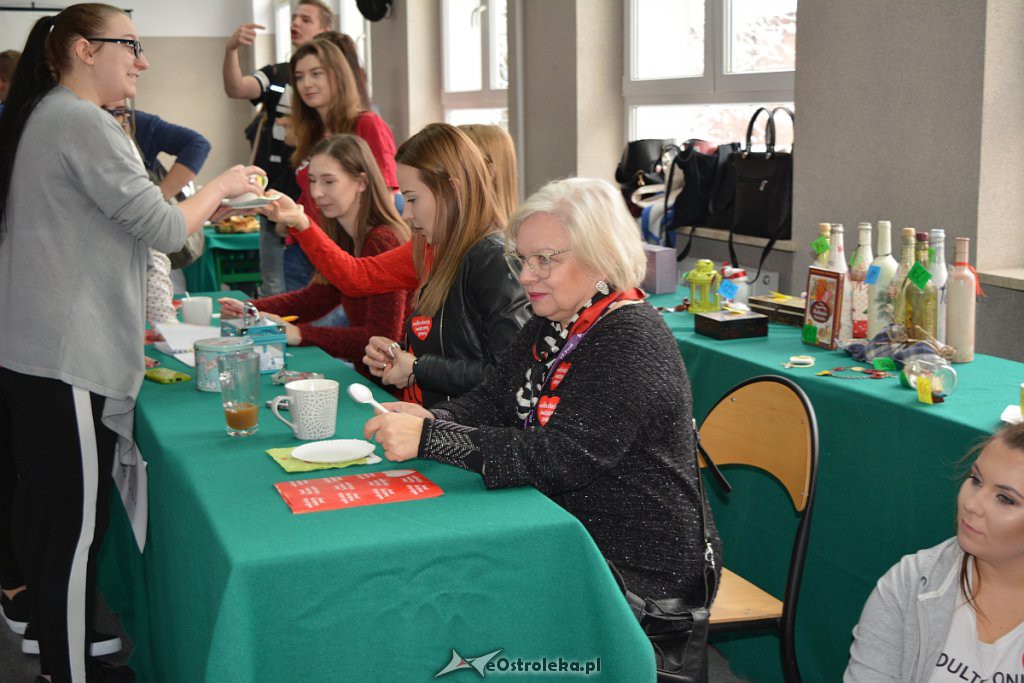Mały finał WOŚP w ZSZ nr 2 [11.01.2019] - zdjęcie #16 - eOstroleka.pl