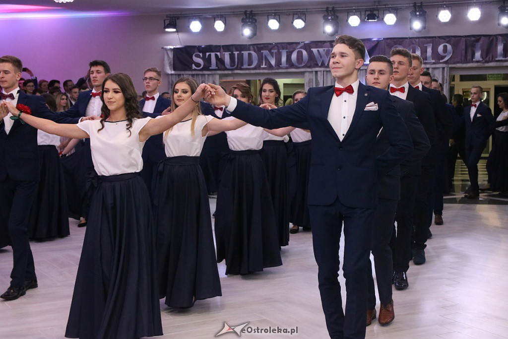 Studniówka 2019 I LO w Ostrołęce [12.01.2019] - zdjęcie #139 - eOstroleka.pl