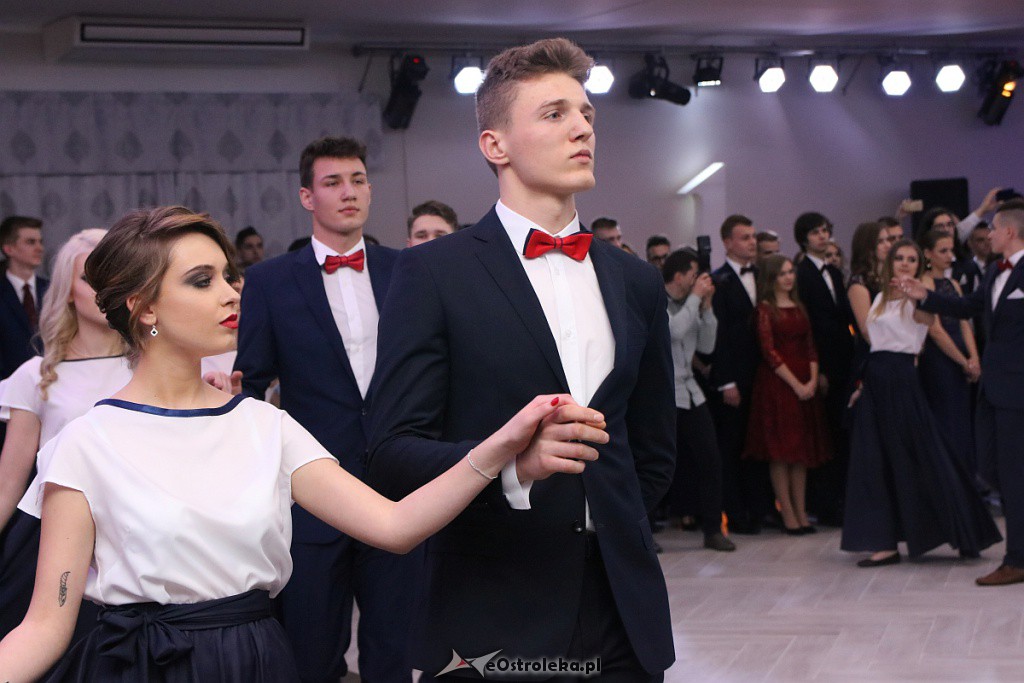 Studniówka 2019 I LO w Ostrołęce [12.01.2019] - zdjęcie #129 - eOstroleka.pl