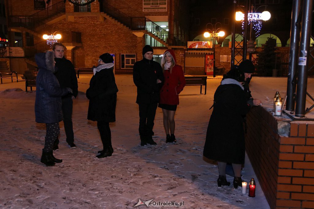 Ostrołęczanie uczcili pamięć Pawła Adamowicza, zamordowanego prezydenta Gdańska [14.01.2019] - zdjęcie #7 - eOstroleka.pl