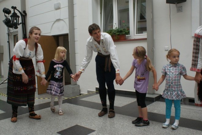 Nova Varos w Muzeum Kultury Kurpiowskiej (21.06.2010) - zdjęcie #28 - eOstroleka.pl