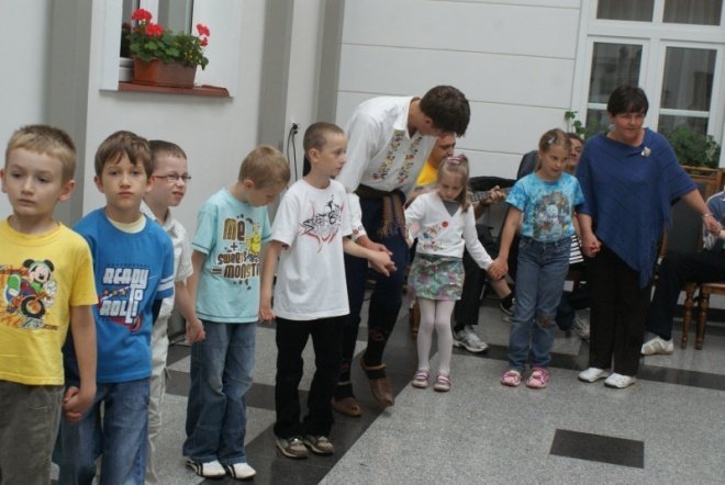 Nova Varos w Muzeum Kultury Kurpiowskiej (21.06.2010) - zdjęcie #21 - eOstroleka.pl