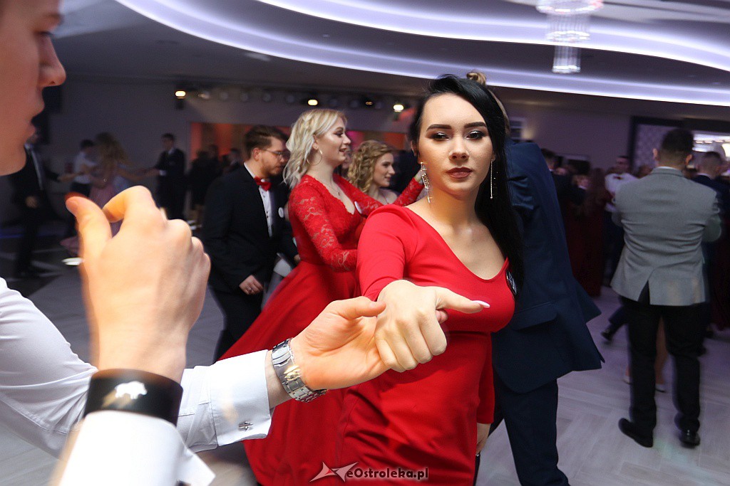 Studniówka ZSZ 4 w Ostrołęce [19.01.2019] - zdjęcie #126 - eOstroleka.pl