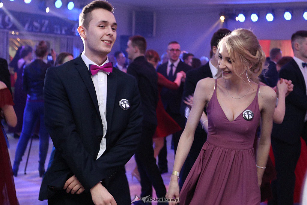 Studniówka ZSZ 4 w Ostrołęce [19.01.2019] - zdjęcie #91 - eOstroleka.pl