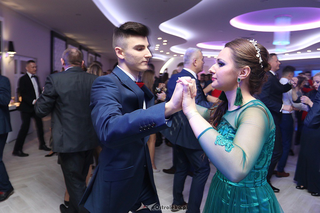 Studniówka ZSZ 4 w Ostrołęce [19.01.2019] - zdjęcie #81 - eOstroleka.pl
