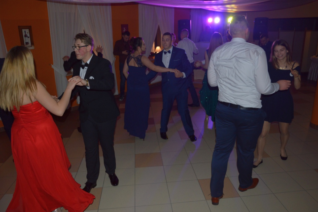 Studniówka w Zespole Szkół Powiatowych w Kadzidle [19.01.2019] - zdjęcie #6 - eOstroleka.pl