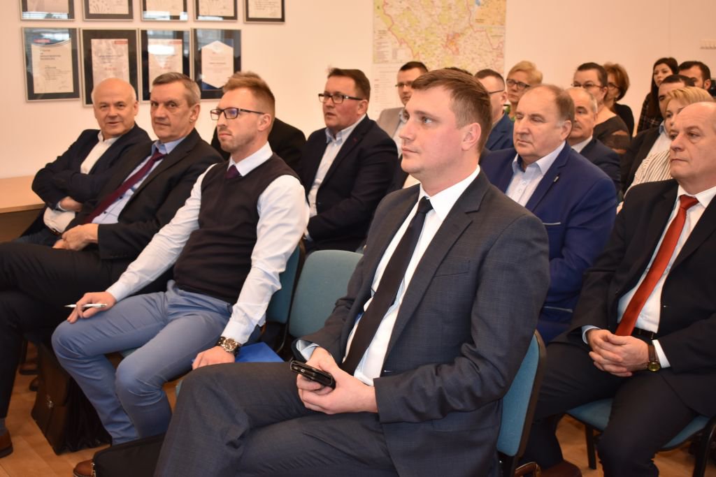 Rozmawiali o Funduszu Dróg Samorządowych i dwóch nowych mostach na Narwi [22.01.2019] - zdjęcie #1 - eOstroleka.pl