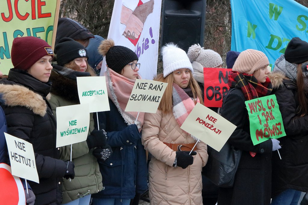Ostrołęcka młodzież sprzeciwia się agresji i mowie nienawiści  [24.01.2019] - zdjęcie #20 - eOstroleka.pl