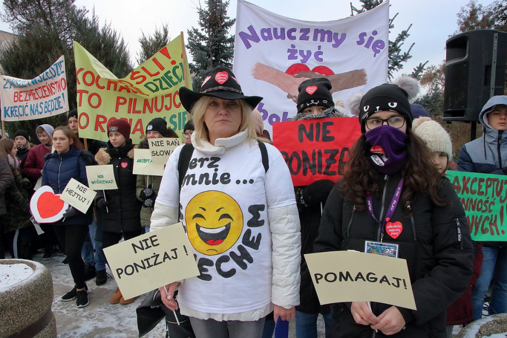 Ostrołęcka młodzież sprzeciwia się agresji i mowie nienawiści  [24.01.2019] - zdjęcie #24 - eOstroleka.pl