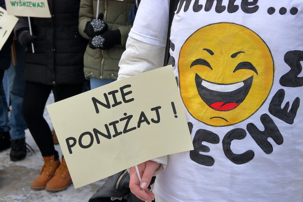Ostrołęcka młodzież sprzeciwia się agresji i mowie nienawiści  [24.01.2019] - zdjęcie #25 - eOstroleka.pl