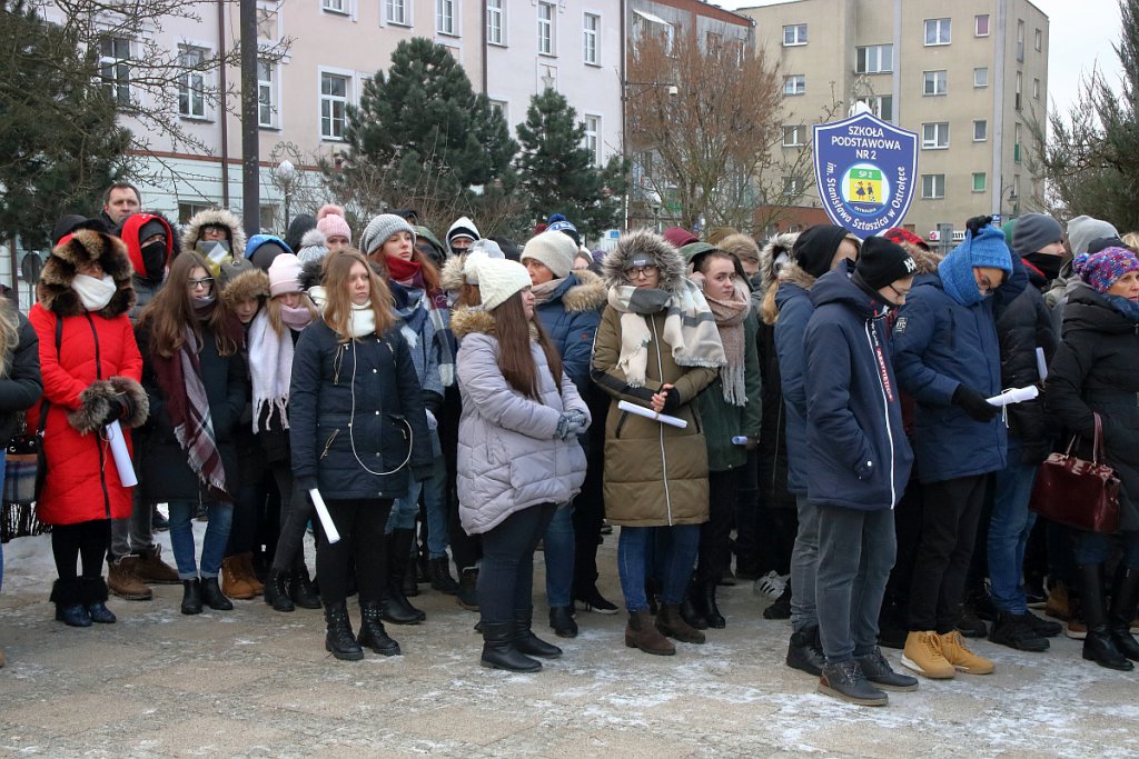 Ostrołęcka młodzież sprzeciwia się agresji i mowie nienawiści  [24.01.2019] - zdjęcie #43 - eOstroleka.pl