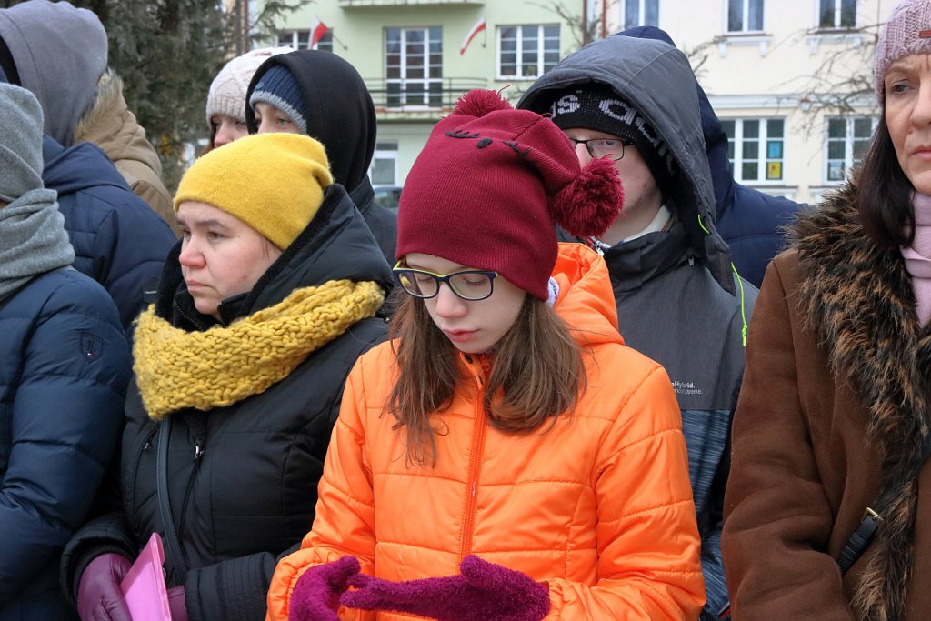 Ostrołęcka młodzież sprzeciwia się agresji i mowie nienawiści  [24.01.2019] - zdjęcie #48 - eOstroleka.pl