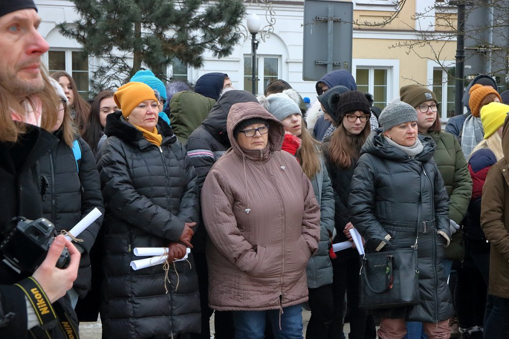 Ostrołęcka młodzież sprzeciwia się agresji i mowie nienawiści  [24.01.2019] - zdjęcie #53 - eOstroleka.pl