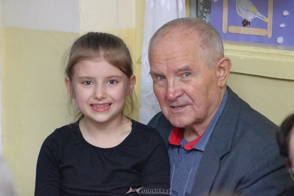 Dzień Babci i Dziadka w PM nr 17 Kraina Misiów [24.01.2019] - zdjęcie #111 - eOstroleka.pl
