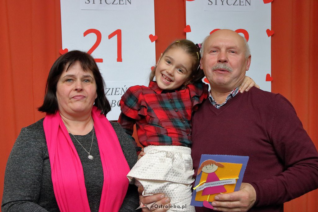 Dzień Babci i Dziadka w PM nr 17 Kraina Misiów [24.01.2019] - zdjęcie #123 - eOstroleka.pl