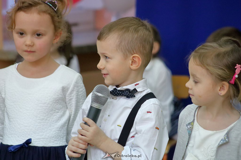 Dzień Babci i Dziadka w PM nr 17 Kraina Misiów [24.01.2019] - zdjęcie #200 - eOstroleka.pl