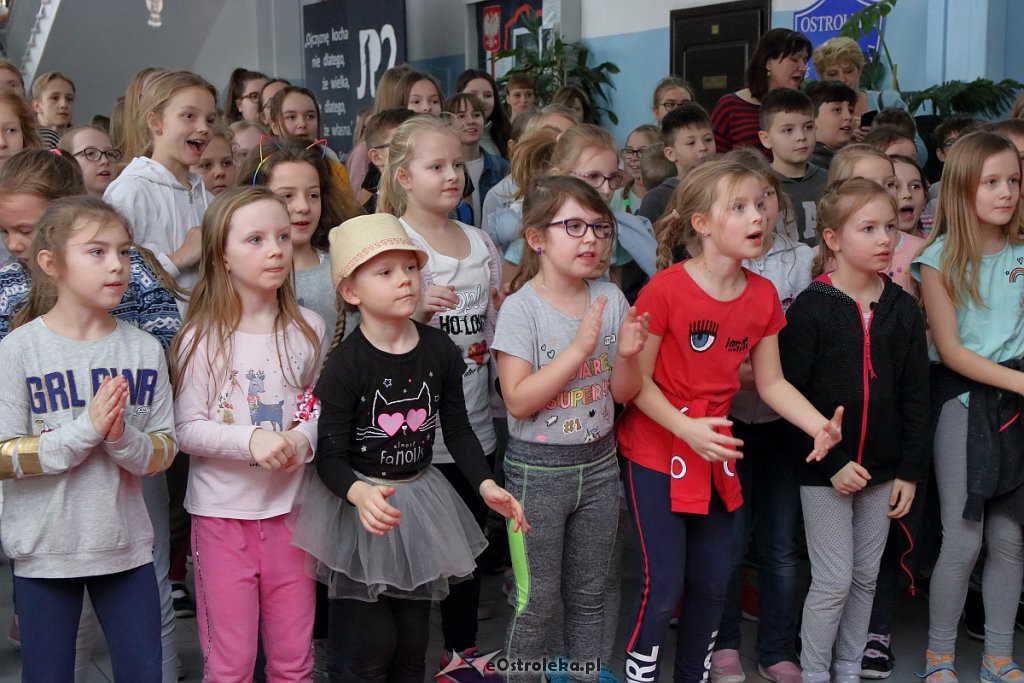 Fit Day w Szkole Podstawowej nr 10 [25.01.2019] - zdjęcie #34 - eOstroleka.pl