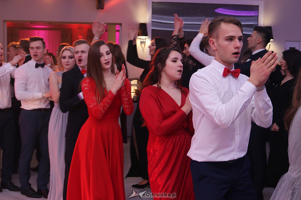 Studniówka II LO w Ostrołęce [25.01.2019] - zdjęcie #9 - eOstroleka.pl