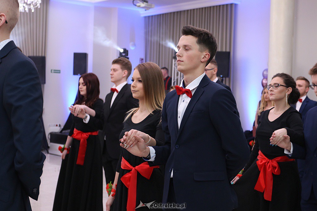 Studniówka ZSZ 3  w Ostrołęce [26.01.2019] - zdjęcie #121 - eOstroleka.pl