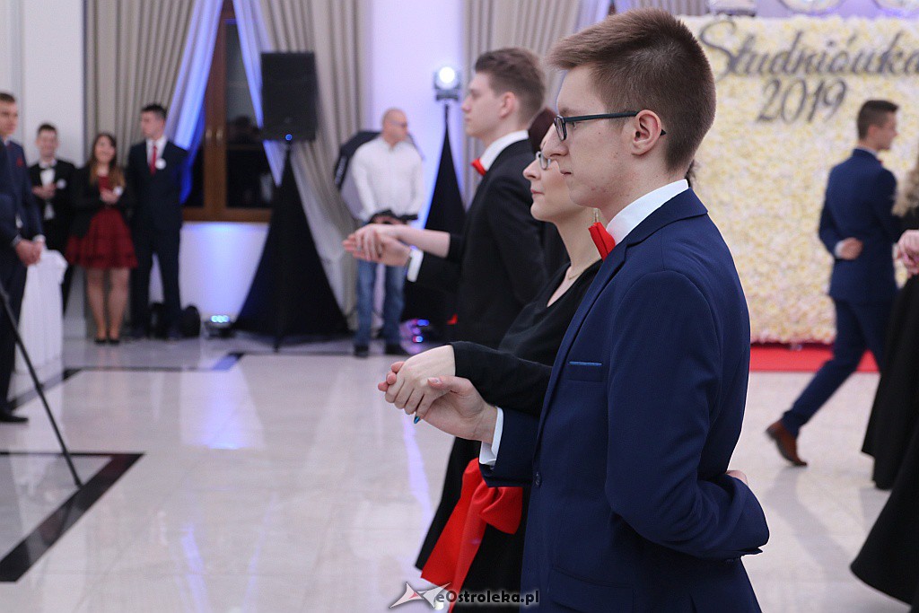 Studniówka ZSZ 3  w Ostrołęce [26.01.2019] - zdjęcie #119 - eOstroleka.pl