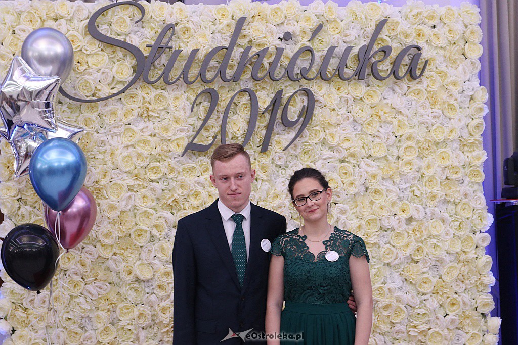 Studniówka ZSZ 3  w Ostrołęce [26.01.2019] - zdjęcie #102 - eOstroleka.pl