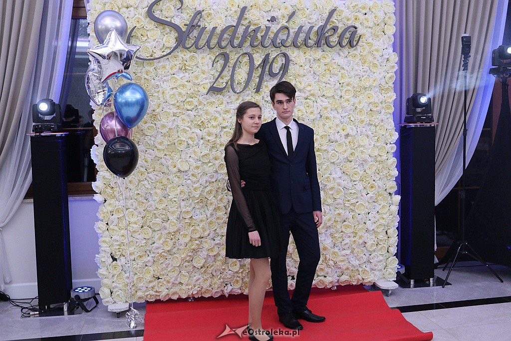 Studniówka ZSZ 3  w Ostrołęce [26.01.2019] - zdjęcie #77 - eOstroleka.pl