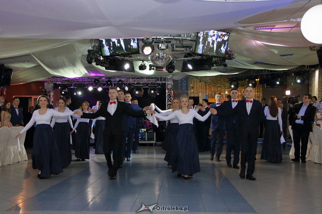 Studniówka 2019 w ZSZ nr 2 w Ostrołęce [26.01.2019] - zdjęcie #158 - eOstroleka.pl