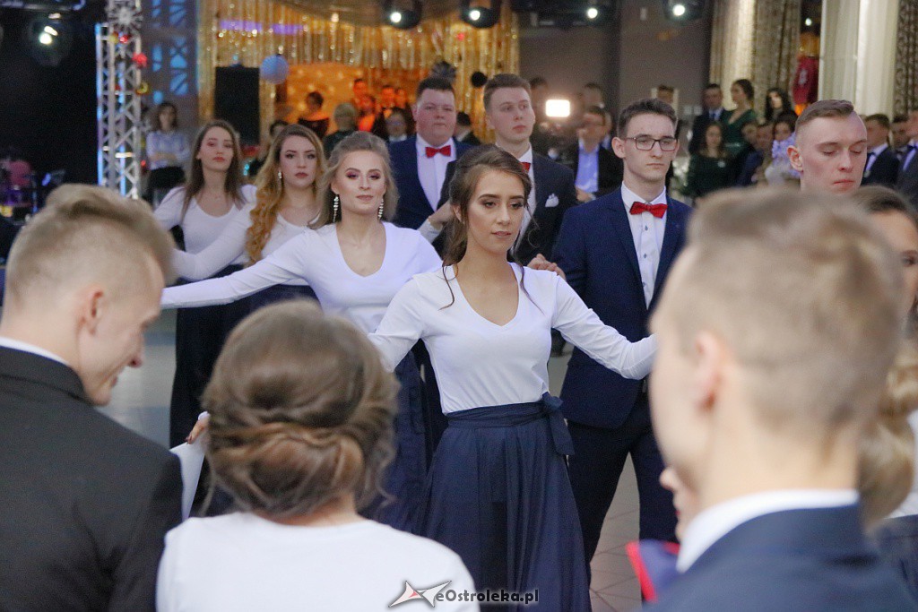 Studniówka 2019 w ZSZ nr 2 w Ostrołęce [26.01.2019] - zdjęcie #153 - eOstroleka.pl