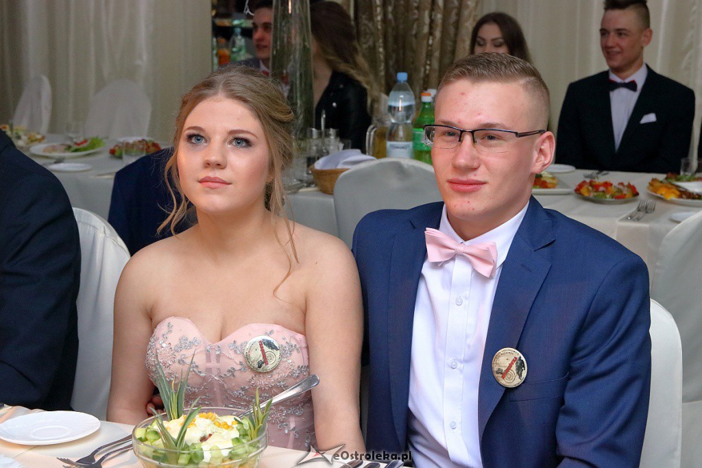 Studniówka 2019 w ZSZ nr 2 w Ostrołęce [26.01.2019] - zdjęcie #131 - eOstroleka.pl