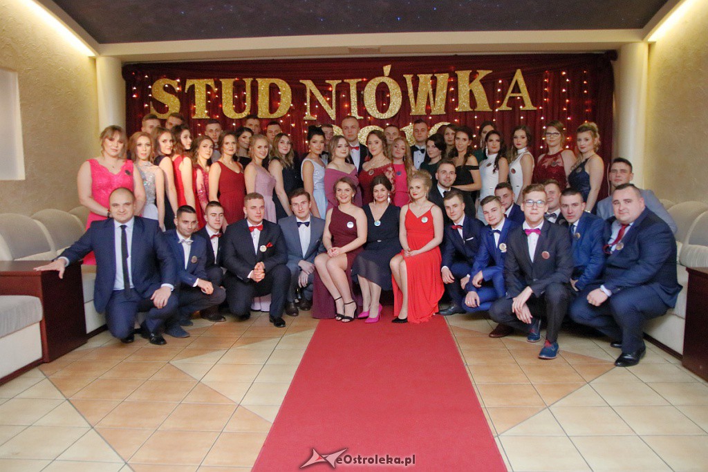 Studniówka 2019 w ZSZ nr 2 w Ostrołęce [26.01.2019] - zdjęcie #186 - eOstroleka.pl