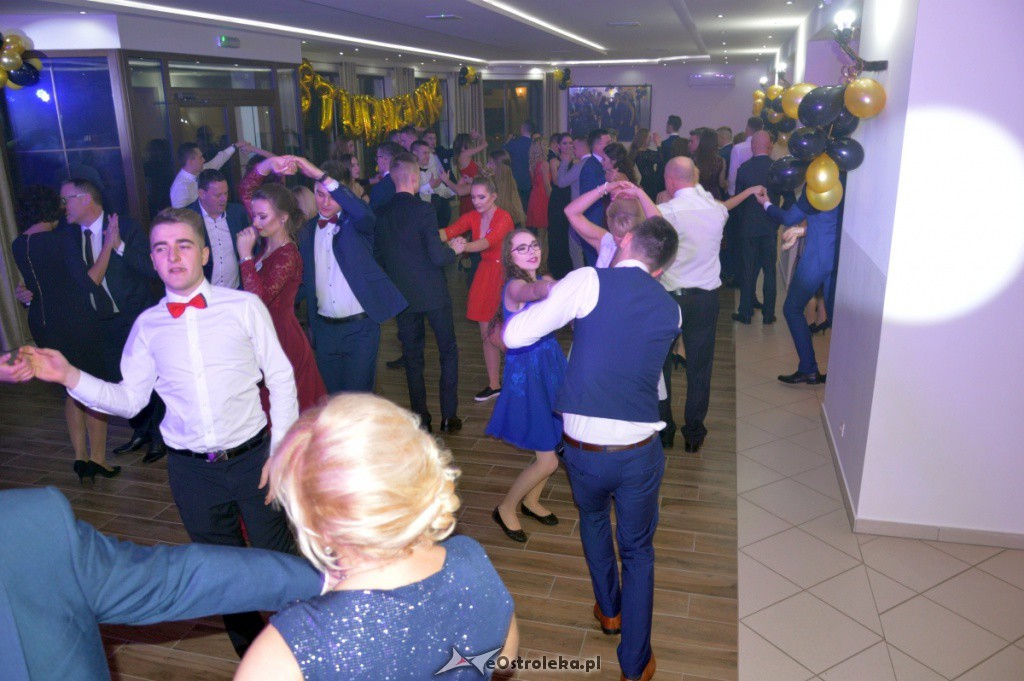 Studniówka w ZSP w Myszyńcu [26.01.2019] - zdjęcie #56 - eOstroleka.pl