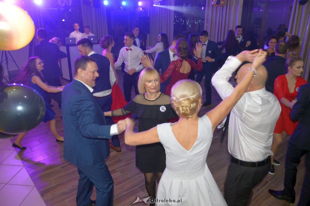 Studniówka w ZSP w Myszyńcu [26.01.2019] - zdjęcie #42 - eOstroleka.pl