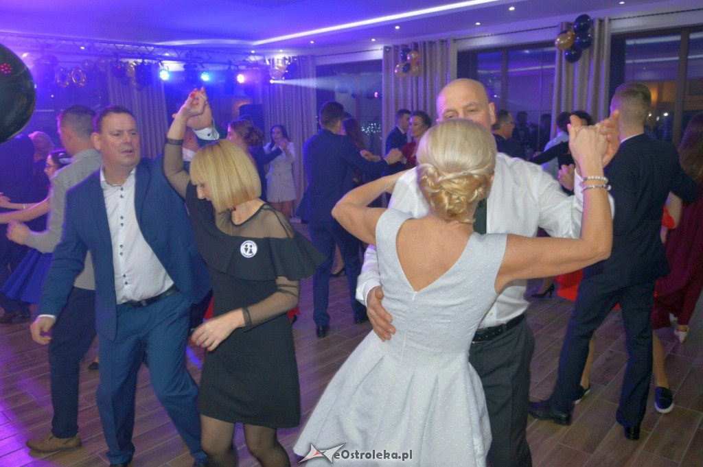 Studniówka w ZSP w Myszyńcu [26.01.2019] - zdjęcie #35 - eOstroleka.pl