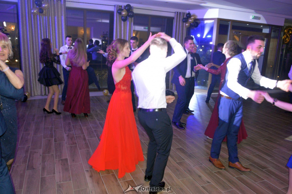 Studniówka w ZSP w Myszyńcu [26.01.2019] - zdjęcie #29 - eOstroleka.pl