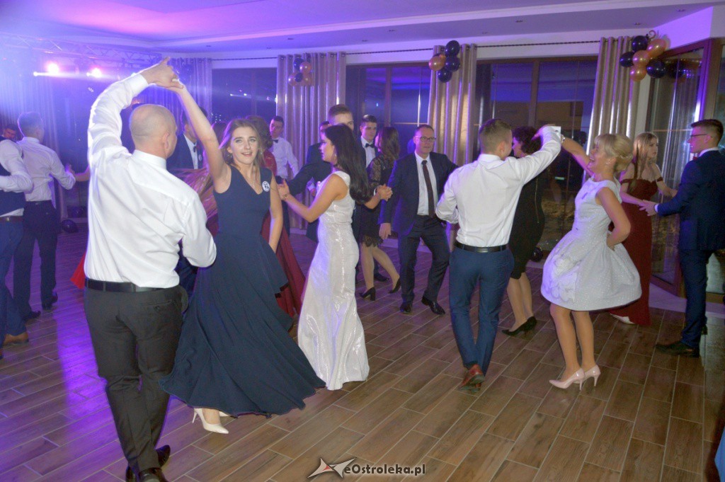 Studniówka w ZSP w Myszyńcu [26.01.2019] - zdjęcie #21 - eOstroleka.pl