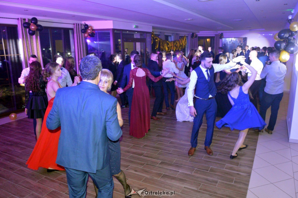 Studniówka w ZSP w Myszyńcu [26.01.2019] - zdjęcie #19 - eOstroleka.pl