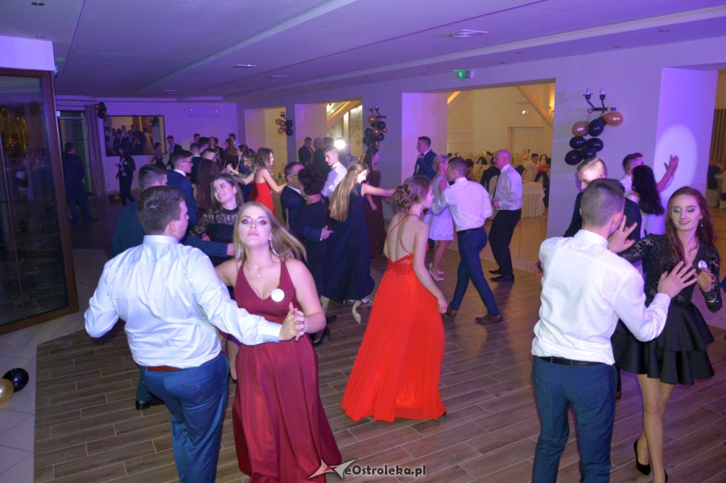 Studniówka w ZSP w Myszyńcu [26.01.2019] - zdjęcie #13 - eOstroleka.pl