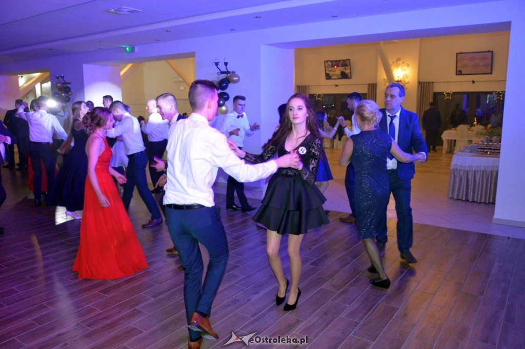 Studniówka w ZSP w Myszyńcu [26.01.2019] - zdjęcie #12 - eOstroleka.pl