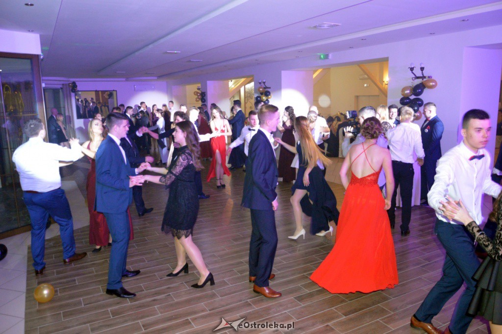 Studniówka w ZSP w Myszyńcu [26.01.2019] - zdjęcie #1 - eOstroleka.pl