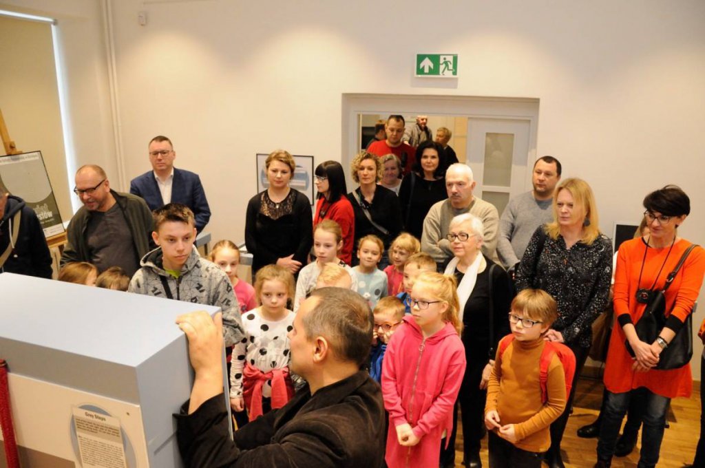 Wystawa „Świat zmysłów” w Muzeum Kultury Kurpiowskiej oficjalnie otwarta [07.02.2019] - zdjęcie #5 - eOstroleka.pl