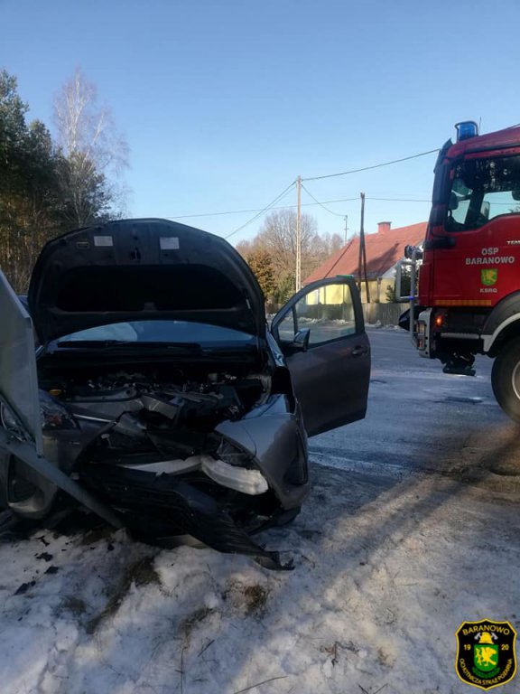 Wypadek pod Baranowem [10.02.2019] - zdjęcie #4 - eOstroleka.pl