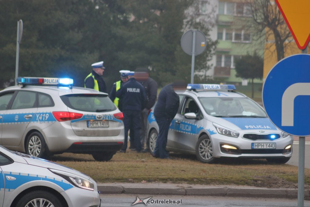 Ostrołęka: Potrącenie pieszej na ulicy Steyera [11.02.2019] - zdjęcie #3 - eOstroleka.pl