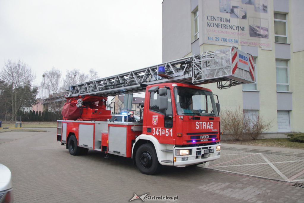 Pożar we WSAP. Z budynku uczelni ewakuowano około 100 osób [15.02.2019] - zdjęcie #6 - eOstroleka.pl
