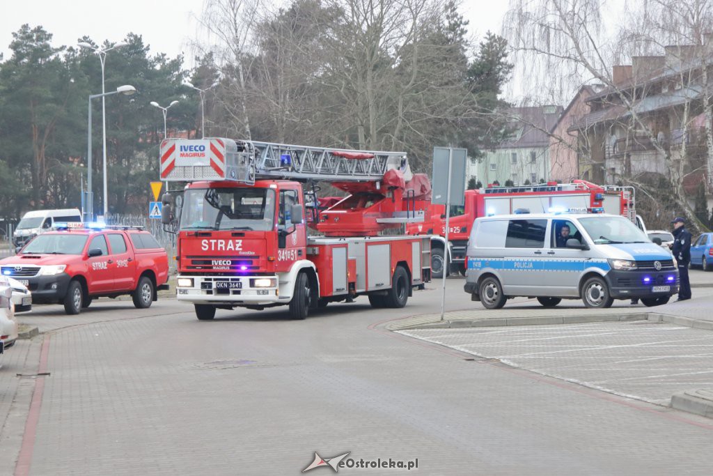 Pożar we WSAP. Z budynku uczelni ewakuowano około 100 osób [15.02.2019] - zdjęcie #12 - eOstroleka.pl