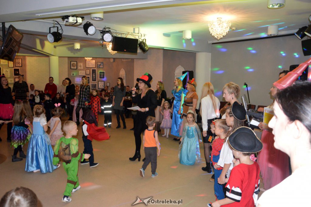 Bal Karnawałowy w przedszkolu Akademia Maluchów [17.02.2019] - zdjęcie #89 - eOstroleka.pl