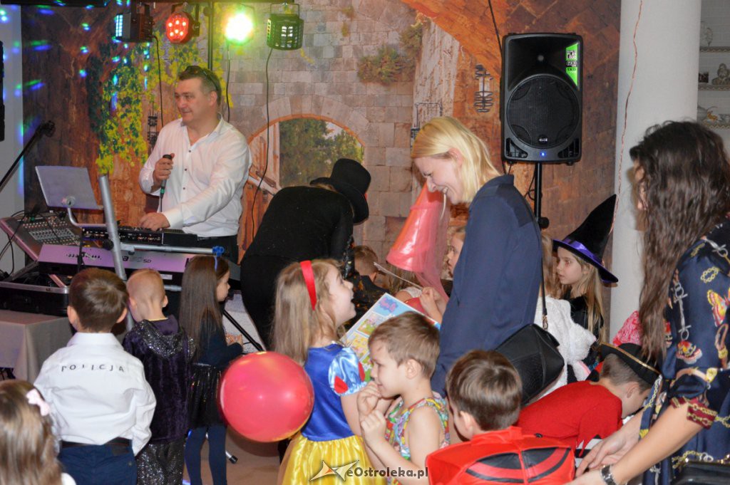 Bal Karnawałowy w przedszkolu Akademia Maluchów [17.02.2019] - zdjęcie #65 - eOstroleka.pl