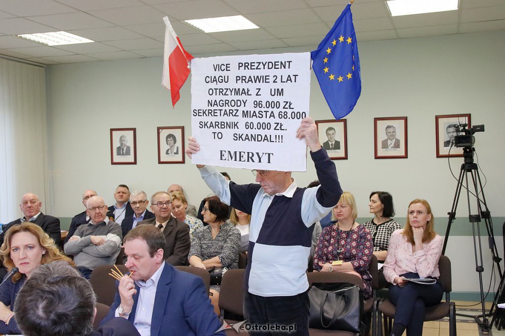 VII sesja Rady Miasta Ostrołęka [26.02.2019] - zdjęcie #25 - eOstroleka.pl