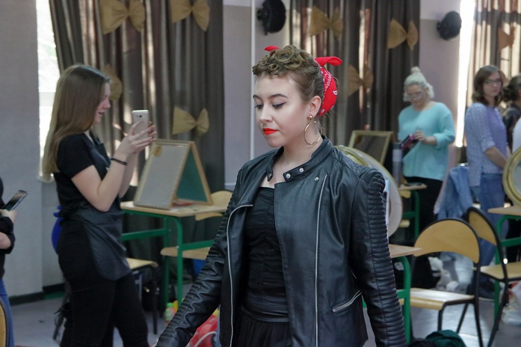 XI Festiwal Fryzjerstwa Artystycznego w ZSZ nr 2 [27.02.2019] - zdjęcie #51 - eOstroleka.pl