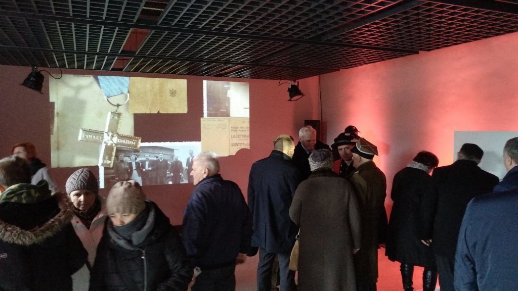Budowa Muzeum Żołnierzy Wyklętych w Ostrołęce oficjalnie zakończona [01.03.2019] - zdjęcie #22 - eOstroleka.pl